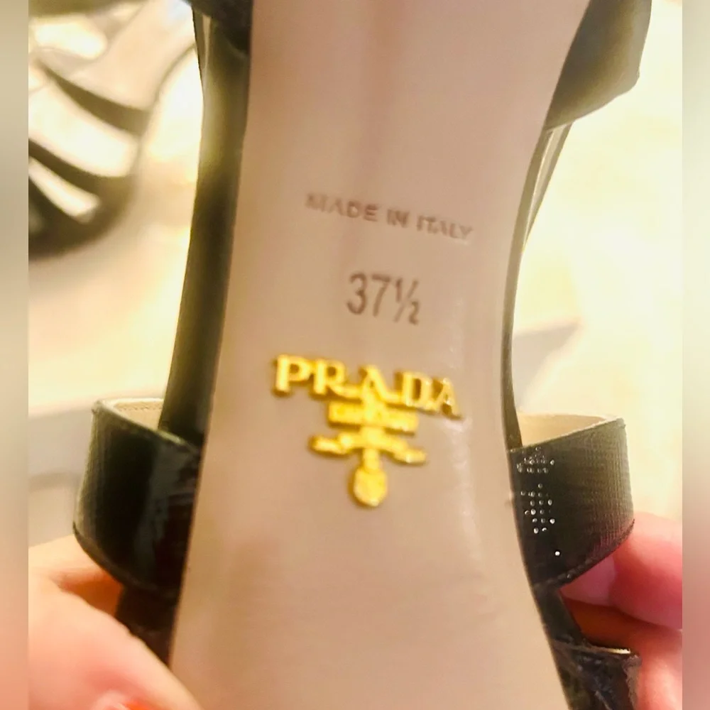 Prada  ⭐️Black Strappy Patent leather Heels 7.5 - Picture 10 of 16